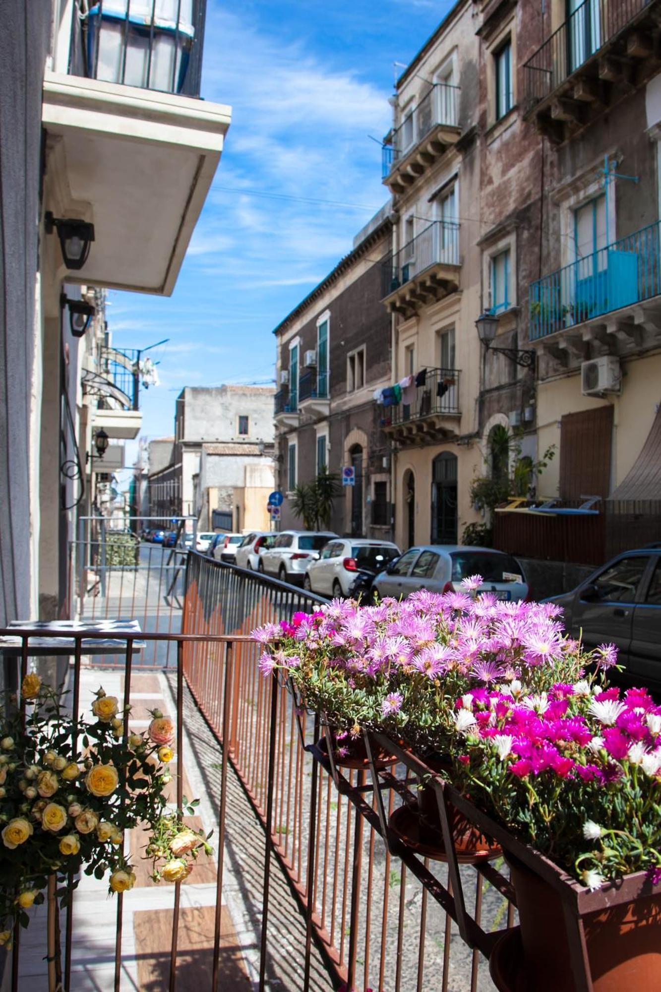 La Casetta In Centro By Sicily In Home Catane Extérieur photo